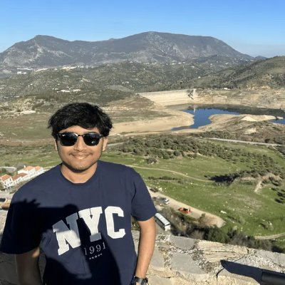 vvedantb's profile picture. software engineer. here to learn and improve