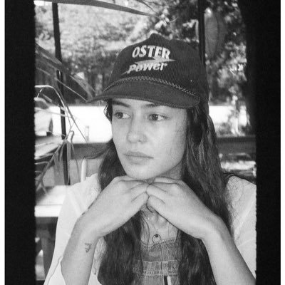 💍 Happily married to my Ross @Rcss_LynchRP ❤️🙅🏽♀️ FL // RP *I'M NOT THE REAL COURTNEY EATON* ➕ Watch Yellowjackets on Paramount Plus 🧥↙️