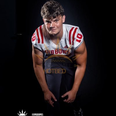 Defensive end @ Cardinal Gibbons 26’~ 6”5 227lbs| 4.8 gpa 📚 | 31 ACT | NCAA id: 2302776706 |#: 954-562-4425
