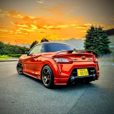 オレンジ🧡コペンローブ乗り。土日に宮ヶ瀬周辺をドライブするのが楽しみです。 50歳超えてオープンドライブにハマってます🤣