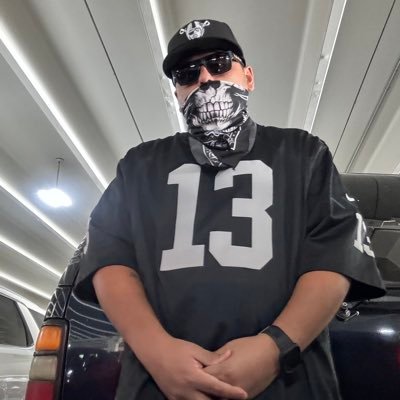 RAIDERNATION☠️ LAKESHOW💛💜 DODGERS💙 Never satisfied always moving up.