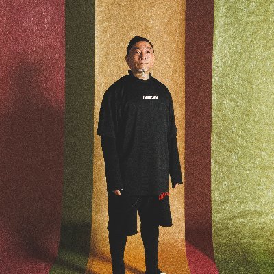 TSURUHA_TAKAAKI's profile picture. フリーランスのグラフィックデザイナーです。
