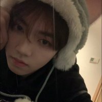 โ๐ chisA ๐ผ kinda ia (@zheyimewing) 's Twitter Profile