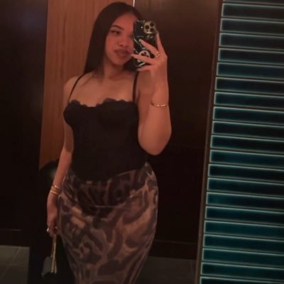 La que no es perra no prospera. Sag. Caribeña. RU Alumna. Avid reader. Shenanigan Enthusiast. ⚖️
