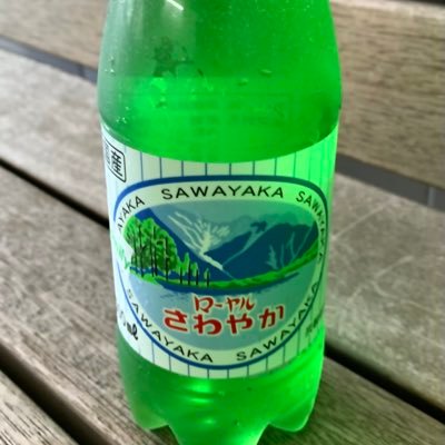 SoyaG27's profile picture. DBDモバイル1年くらい遊んでからPSで本家きました。ウケるネタとか感心しちゃうネタ見つけると勝手にイイね・フォロー入れちゃってます。 #DBD