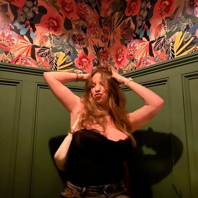 brooke64001's profile picture. 🌻🌷☀️☔️