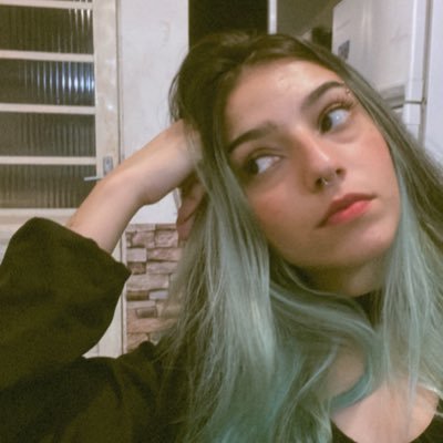 『Julian: essas pinturas são o meu coração. E, se meu coração fosse uma tela, cada centímetro dela retrataria você 』