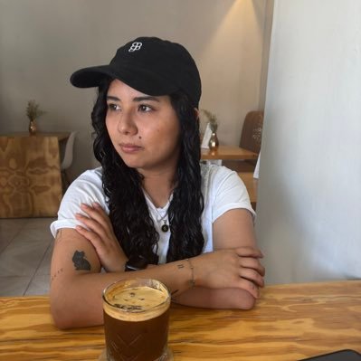 StephVG15's profile picture. UI and Interaction Designer l Keep it simple l  🏳️‍🌈