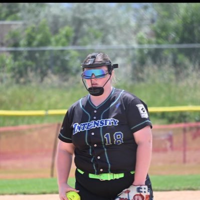 MakDeJianne2027's profile picture. Right handed Pitcher|First|Third|2008| Grad year 2027|Intensity KOD/KP|Nutley Varsity Softball|973-618-8264|makennadejianne@icloud.com|NCAA#2508709220