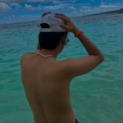 jeyoze's profile picture. jangan baper ya, aku biasa aja.