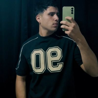 leoo_araya's profile picture. /📍 Arribeños bs as /

  BOSTERO HASTA LA MUERTE 💙💛💙/