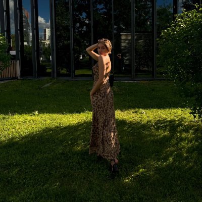 Vancouver, Canada /👩🔬 Pharmacist, X represents new media. I am extremely passionate about politics in Canada and the United States. I can't stand Trudeau!👗