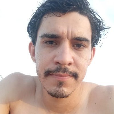 doutor em ciências ocultas, filosofia dramática, pediatria charlatânica, biologia dogmática e astrologia eletrônica