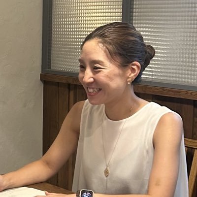 📍大阪市 / 📃不動産仲介業・サロン|まり不動産株式会社代表取締役&不動産賃貸業|母と経営(マンション・戸建・区分所有✏️宅地建物取引士・簿記2・整理収納アドバイザー ・アドラー心理学勇気づけリーダー|🍀family:夫(不動産デベロッパー)...長女age11...次女age7...三女age3