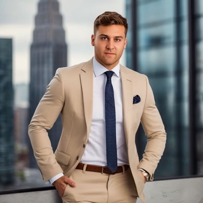 Top 1% rep turned Founder @ https://t.co/wKGwq0EkdN - We built an AI that helps you close live sales calls and kills fake roleplays. Sharing our startup journey.