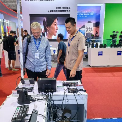 17359685285bru2's profile picture. Video Switcher