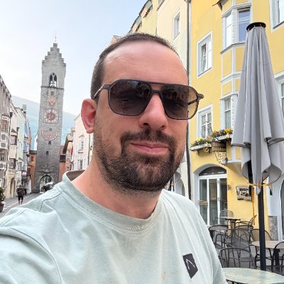 newflowDOTio's profile picture. 