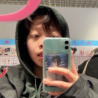 Vis (@vis_byvis) 's Twitter Profile