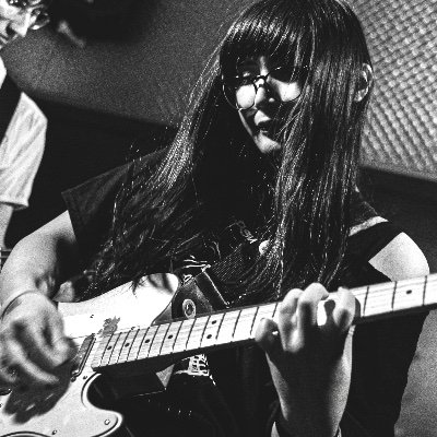 woof woof wats for lunch 🇵🇭🏳️⚧️🎸❤️🔥🖇️ i play guitar in antlion & colonel macabre & friendship games