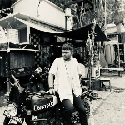 tusharsakhaamur's profile picture. Yeh Dil Mange More 🇮🇳 .🇰🇷🇸🇦🇦🇪🇺🇸🇸🇬🇲🇽🇮🇶🇱🇰 🇨🇳