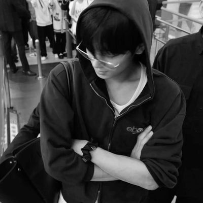 zuyeeonn's profile picture. Cari di GOOGLE "GARUDA69"