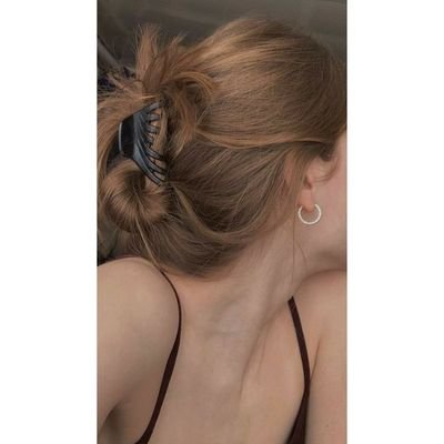 متاهل/خرید و فروش اکانت توییتر/
جهت همکاری @mahsa_19977 تلگرام پیامبدین