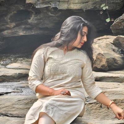 Haniaprincesss's profile picture. Student BS Pol. Sciences |Gujrat | Soldier by birth |