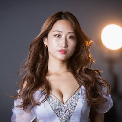 ウルトラプラチナム💎 フォローお願いします🤍 本垢バンなりました😭 今年はミスヘブン総選挙1位獲ります🥇💓サブ@wagajo_emiri メロンガール卒業→ワガジョウ@wagahaitachi_