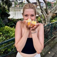 Ezgi (@ezgiatakk) 's Twitter Profile