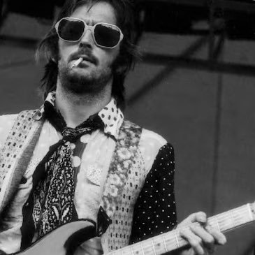 juanjotapetado's profile picture. Que no pare la musica... Mira a tu derecha, ahí está tú Libertad.