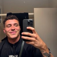 Billy (@huntrixaron) 's Twitter Profile