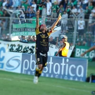 Periodista deportivo📚
Hablo de fútbol en @eltitulardepor