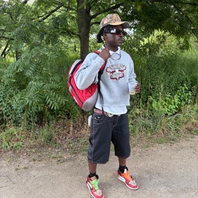 $LordBell ❌ Born to make mistakes not to fake perfection. The real $BlickOwens. Confused lover boy