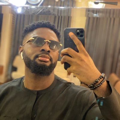 A GOD 🦅 Bad Financial Advisor 📊🦅 #MUFC #HalaMadrid Psalm 9:10 Ex 14:14 Job 28:28 GNF❤️🦅