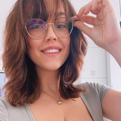 I’m here looking for a man that will take giod care of me