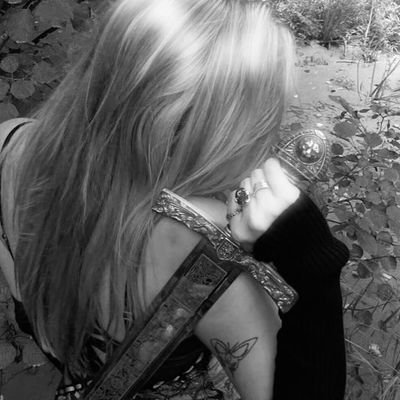 lonelyphantom04's profile picture. 20yo virgin loser