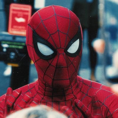 FAN DE MARVEL🦸♂️ (SURTOUT DE SPIDER-MAN🕸️)/ DE STAR WARS/ ET DE JEUX VIDÉOS🎮
J'AI AUSSI UNE CHAINE YOUTUBE : JeuxV