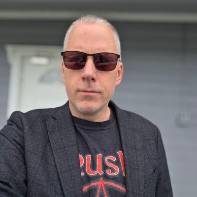 Dad of 3. Tesla model 3 owner.
Referall link: https://t.co/mJTsm25BL3
