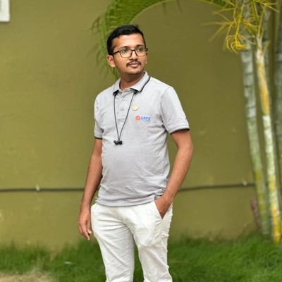 Senior Software Engineer 👨💻 | #Youtuber | #Blogger | Co-Founder @abhiragroup