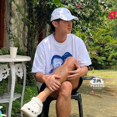 push yourself to your goals not to toxic people ☺️
JMFYANG 💙💜💛