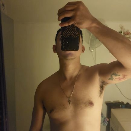Capricorn♑️ 》29 》5'7 》Tattooed.
Single🧍♂️simple person.
(2015-2025)