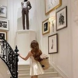 Beauty begins the moment you decide to be yourself. — Coco Chanel