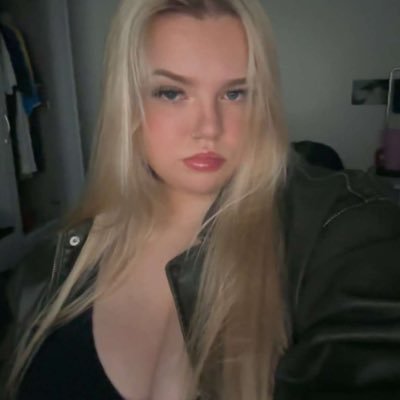 chlofreeman_'s profile picture. bcafc