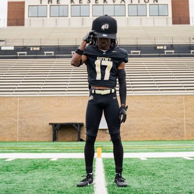 gaffney high school football class of 2027 safety/cb weight 170 height 6’0 squat 405 bench 210 clean 225 gpa 3.7 email Moneykendrick011@gmail.com 864-274-5561