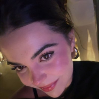 azranurozgl's profile picture. yeditepe