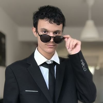 Rayan Hamda Barhoumi, Actor, director & musician. Creator of the series Jackrabbit (2025). ISNI → https://t.co/VFWiBaQZHc