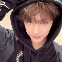 Uma huihui feliz (@fox_junhui) 's Twitter Profile