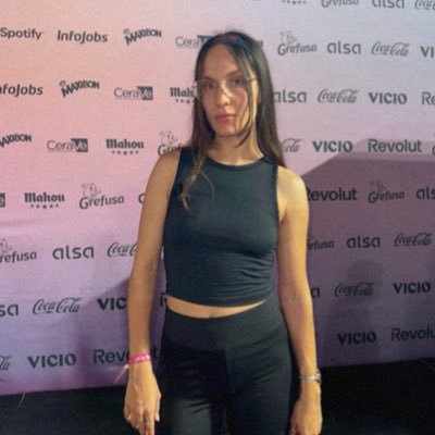 🎮 Un poco Streamer | 👩⚕️ Enfermera Quirófano IRL 💉 📅 STREAMS 21:30h 🇮🇨 | 🔴 +18K en YouTube contacto.beuchi@gmail.com 📩