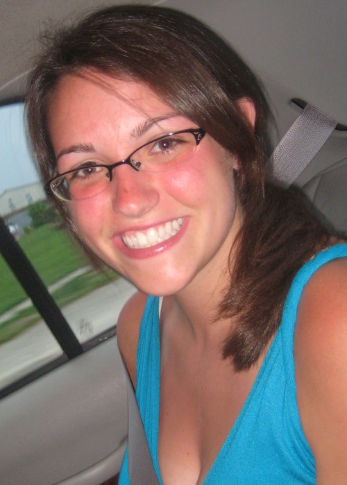 alc715's profile picture. Random, optimistic and fun.