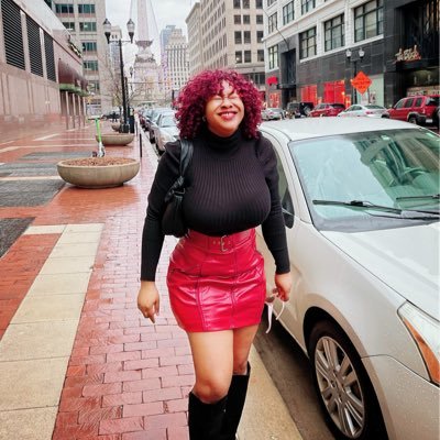 Emmress's profile picture. Building a dream with elevators in it💪👍